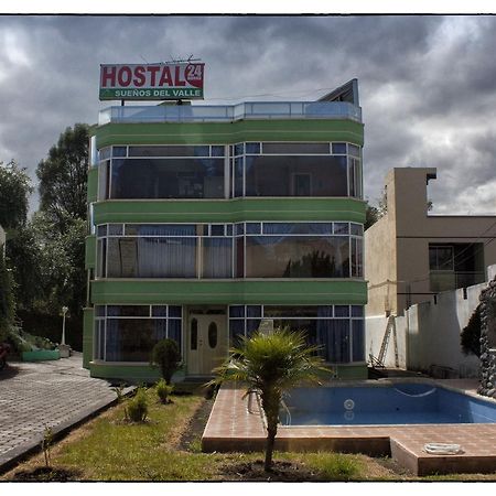 Suenos Del Valle Sangolquí Exteriör bild