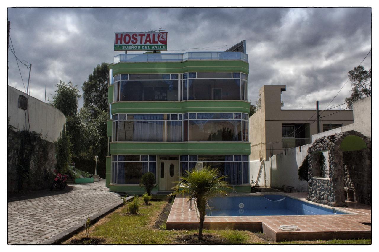 Suenos Del Valle Sangolquí Exteriör bild