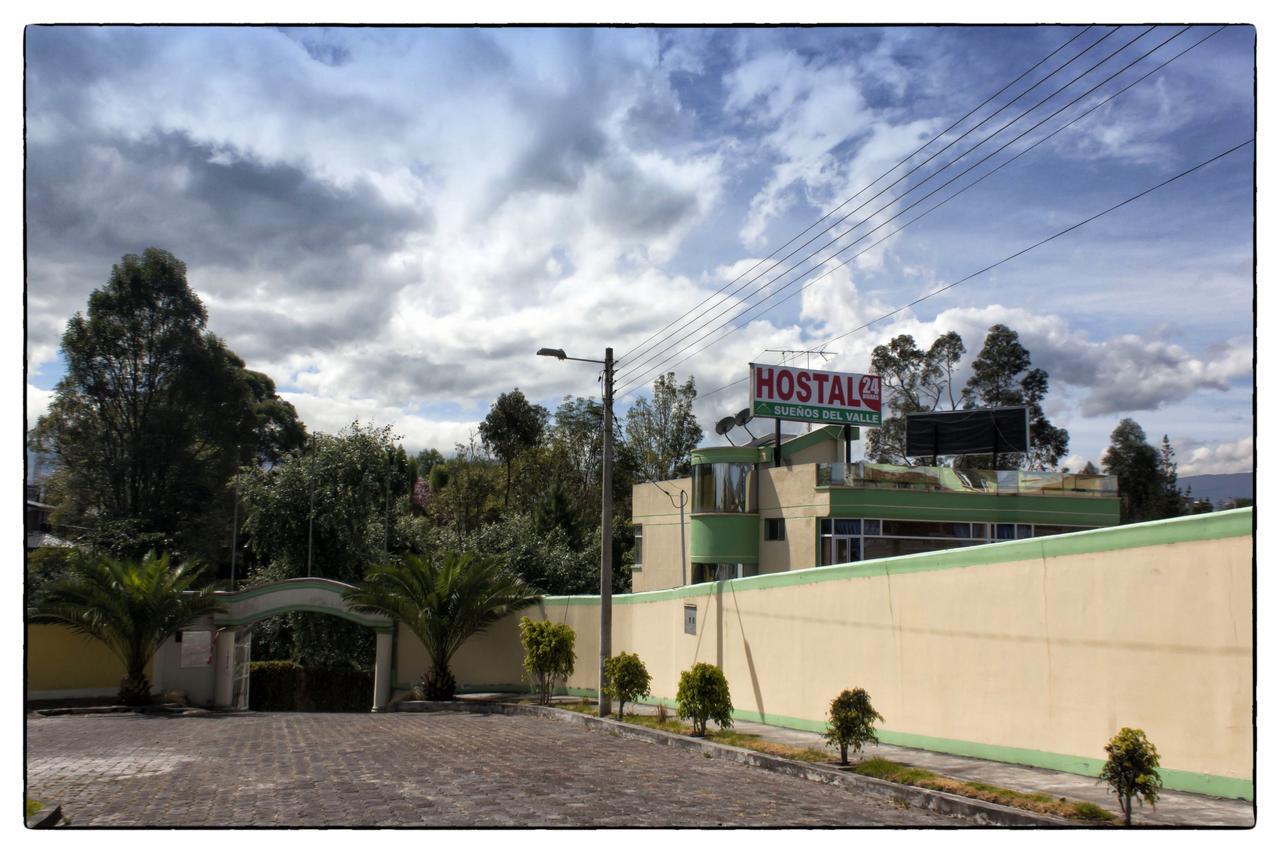 Suenos Del Valle Sangolquí Exteriör bild